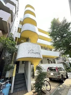 ハイツグリーングラス【1階】の外観