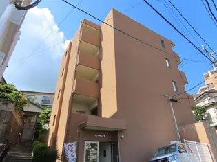 セントポリア泉【2階】の外観