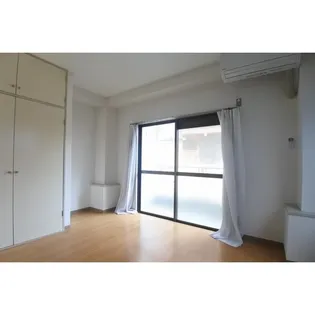 ラブニール上平間【1階】の外観