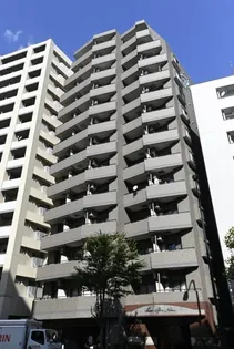 東京都練馬区豊玉北5【マンション】の外観