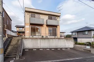 グランドール桜ヶ丘【1階】の外観