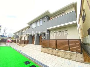 ラリュールの画像