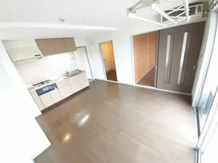 シティハウスCOZY【4階】の居間