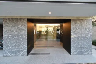 イプセ神楽坂【2階】の外観