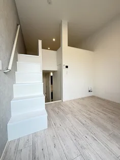 小春日和A【2階】の居間