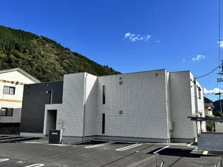 YOUR MAISON TAKUMI【2階】の外観