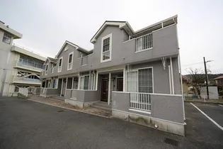 ファミールシャトー【1階】の外観