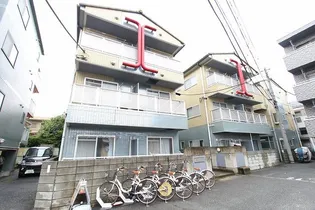 サンパレス【1階】の外観