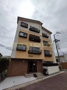 グランドライズリブ【3階】の外観