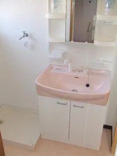 ミダイ羽山Iの内装