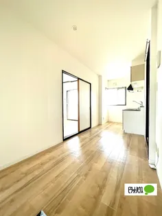 サンアベニュー【4階】の居間