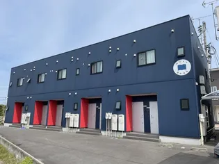 Navy book【1階】の外観