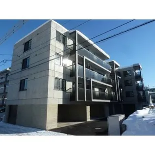 Apt.1 punana meli (アプトワン プナナメリ)【4階】の外観