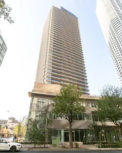 パークタワー西新宿【8階】の外観