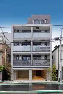 イプセ四谷テラス【2階】の外観