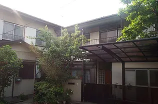 神奈川県横浜市鶴見区諏訪坂【アパート】の外観