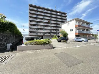 高知県高知市大原町【マンション】の外観