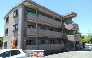 ベルメゾン【3階】の外観