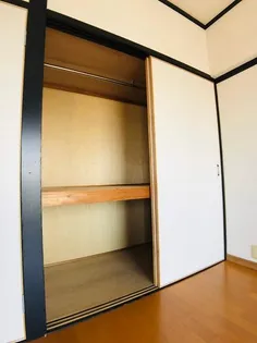 エラン宮崎II番館【2階】の内装