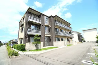 ローレルRの画像