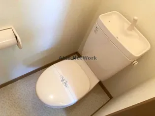 ハイツルナI・II【1階】の内装