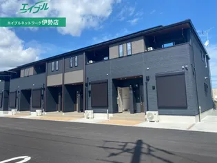 カーサ・アティラン A【2階】の外観