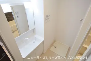 グランシャリオ富岡 弐番館【2階】の内装