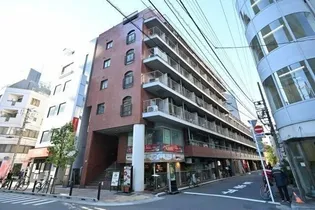 インペリアルお茶の水【3階】の外観