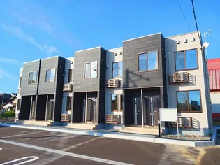 新潟県見附市本町3【アパート】の外観