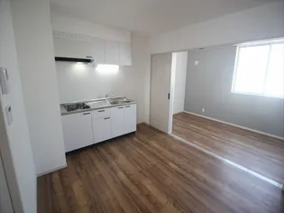 s.a box寺家A棟【3階】の居間