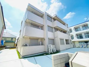 ハーモニー多摩平【1階】の外観