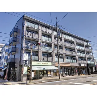 ガナドーレ桜ヶ丘駅前の画像