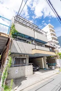 泉ハイツ【3階】の外観