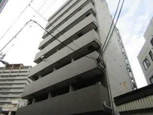 マンション輝【7階】の外観