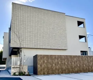 レシャルティ鷹匠の画像