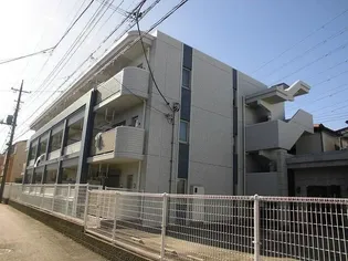 シャン・ド・フルールIII【1階】の外観