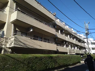 ライオンズマンション千駄ヶ谷第二【1階】の外観