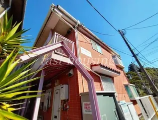 ヴィラローズ【1階】の外観