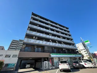 クリスタル・ヴィラ【4階】の外観