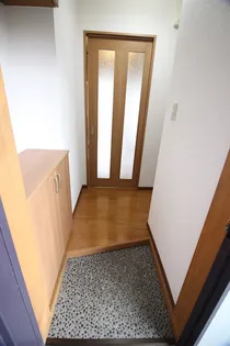 グレースヴィラ白銀【2階】の玄関