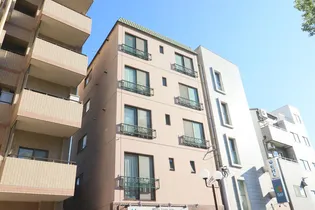 シャトラールの画像