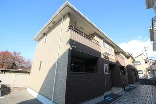 エテルネル プリュネの外観