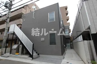 東京都板橋区泉町【アパート】の外観