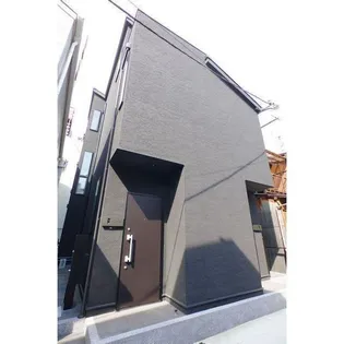 東京都新宿区市谷薬王寺町【一戸建】の外観