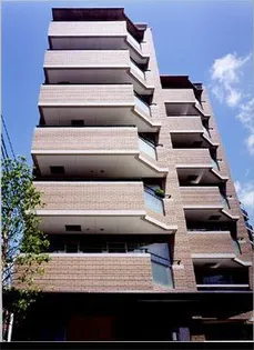 東京都世田谷区用賀1【マンション】の外観