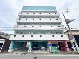 フォースアベニュー【3階】の外観