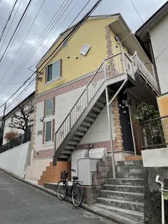 神奈川県横浜市神奈川区六角橋4【アパート】の外観