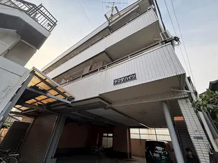 ヤマダハイツの画像