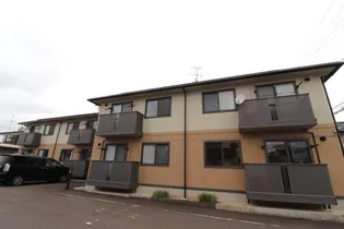 福島県伊達市保原町字中村町【アパート】の外観