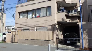 遁所ビルの画像